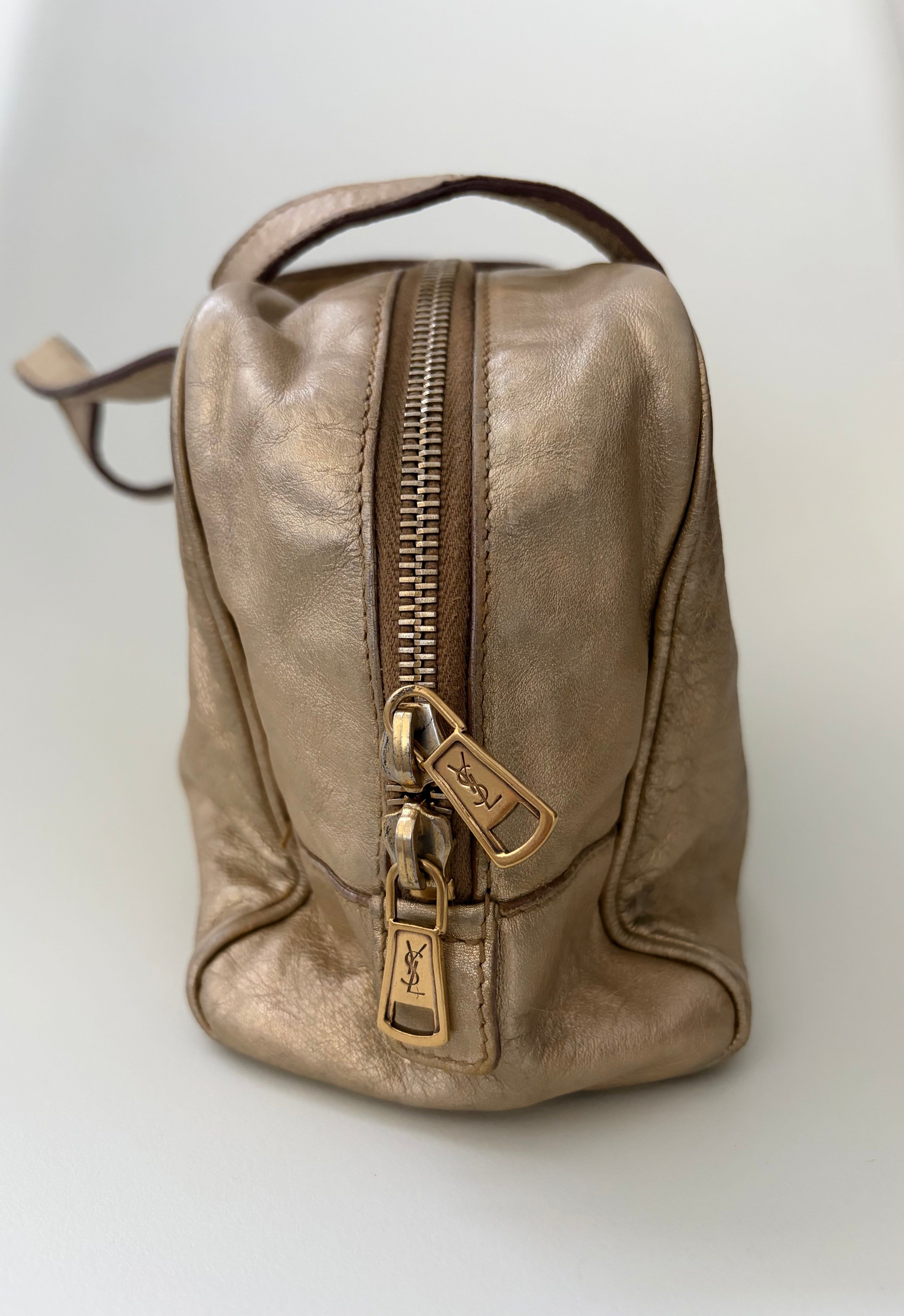 Yves Saint Laurent Easy Bag
