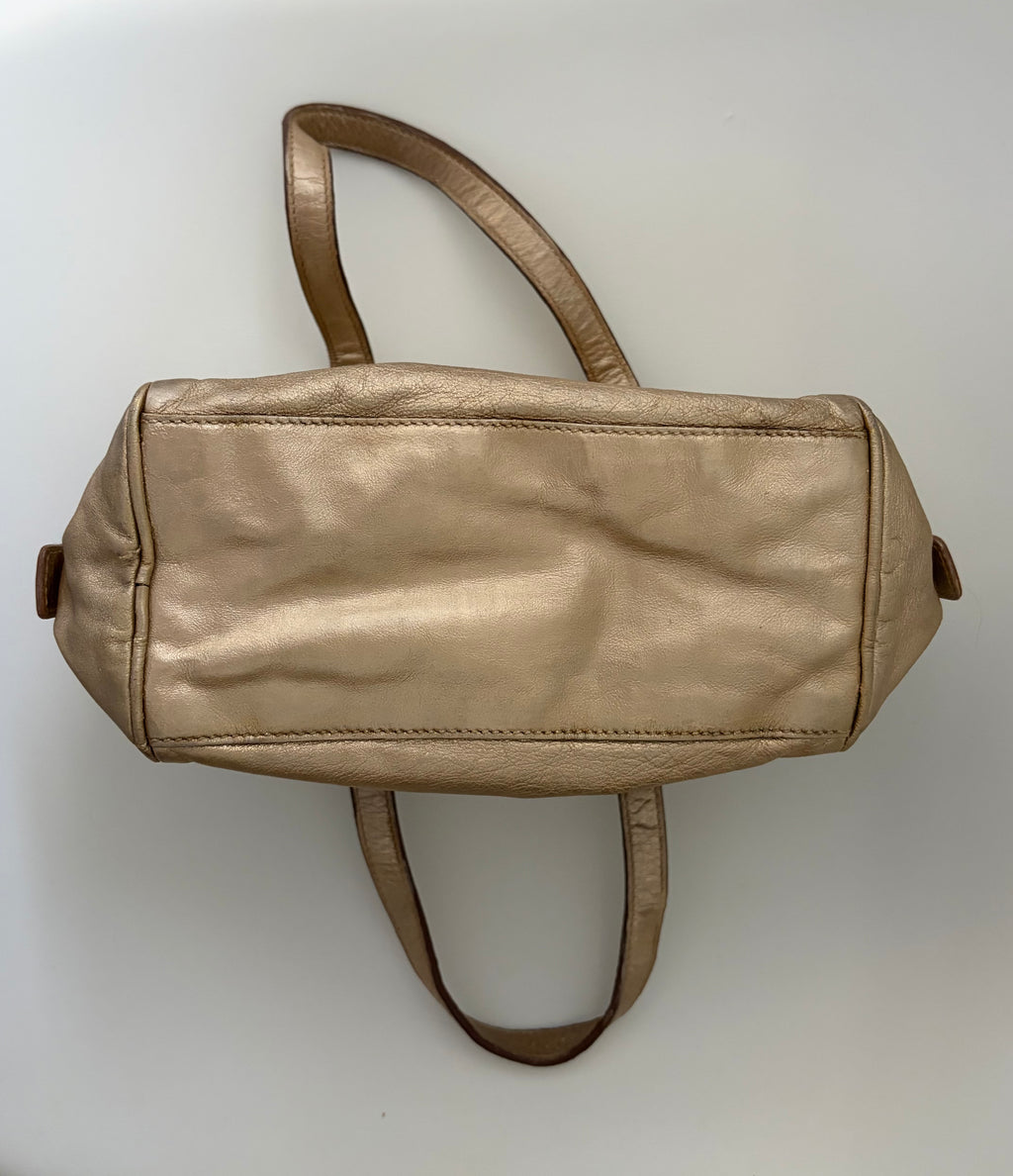 Yves Saint Laurent Easy Bag